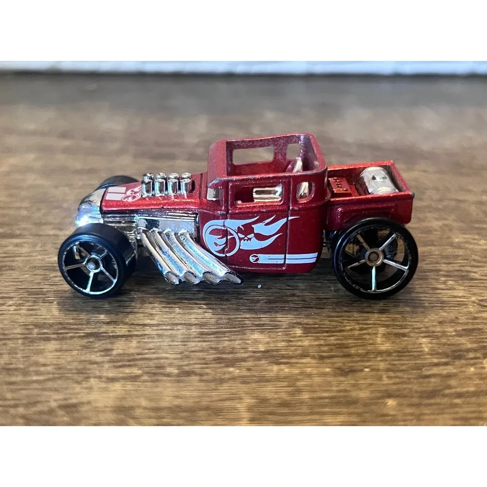 Hot Wheels Bone Shaker Open Top Metallic Red Skulls‎ Hot Rod Loose Die Cast EUC